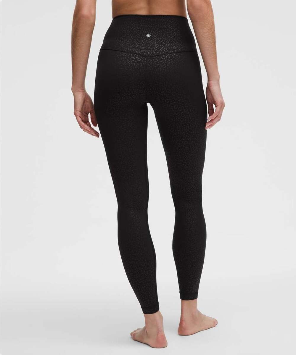 Lululemon Align High-Rise Pant 28"
Leopard Daisy Emboss Black size 6 EUC